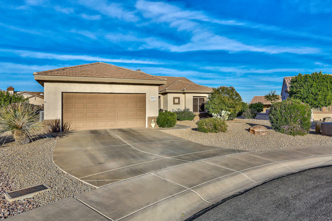 Property Photo:  18137 N Plaza Court  AZ 85374 