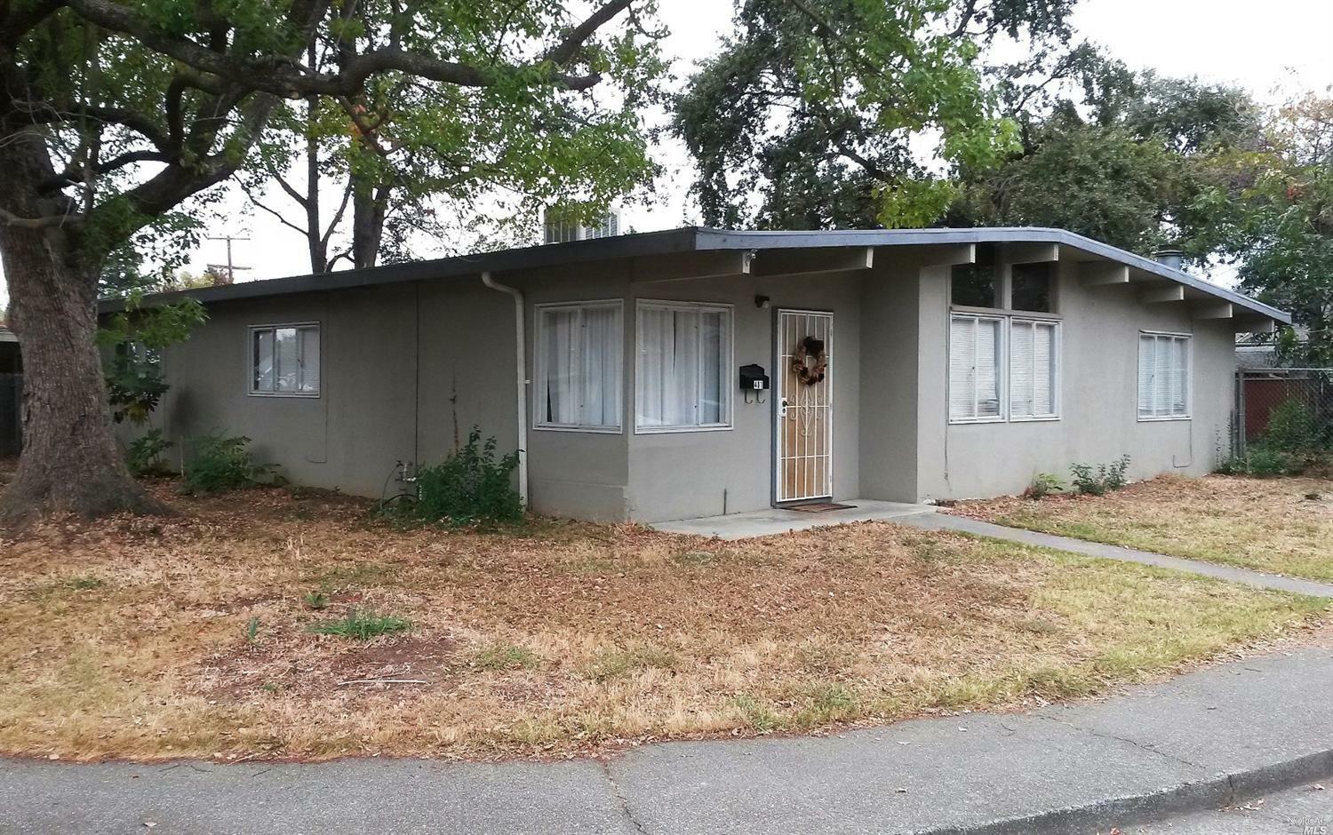 Property Photo: 481 Walnut Avenue CA 95688
