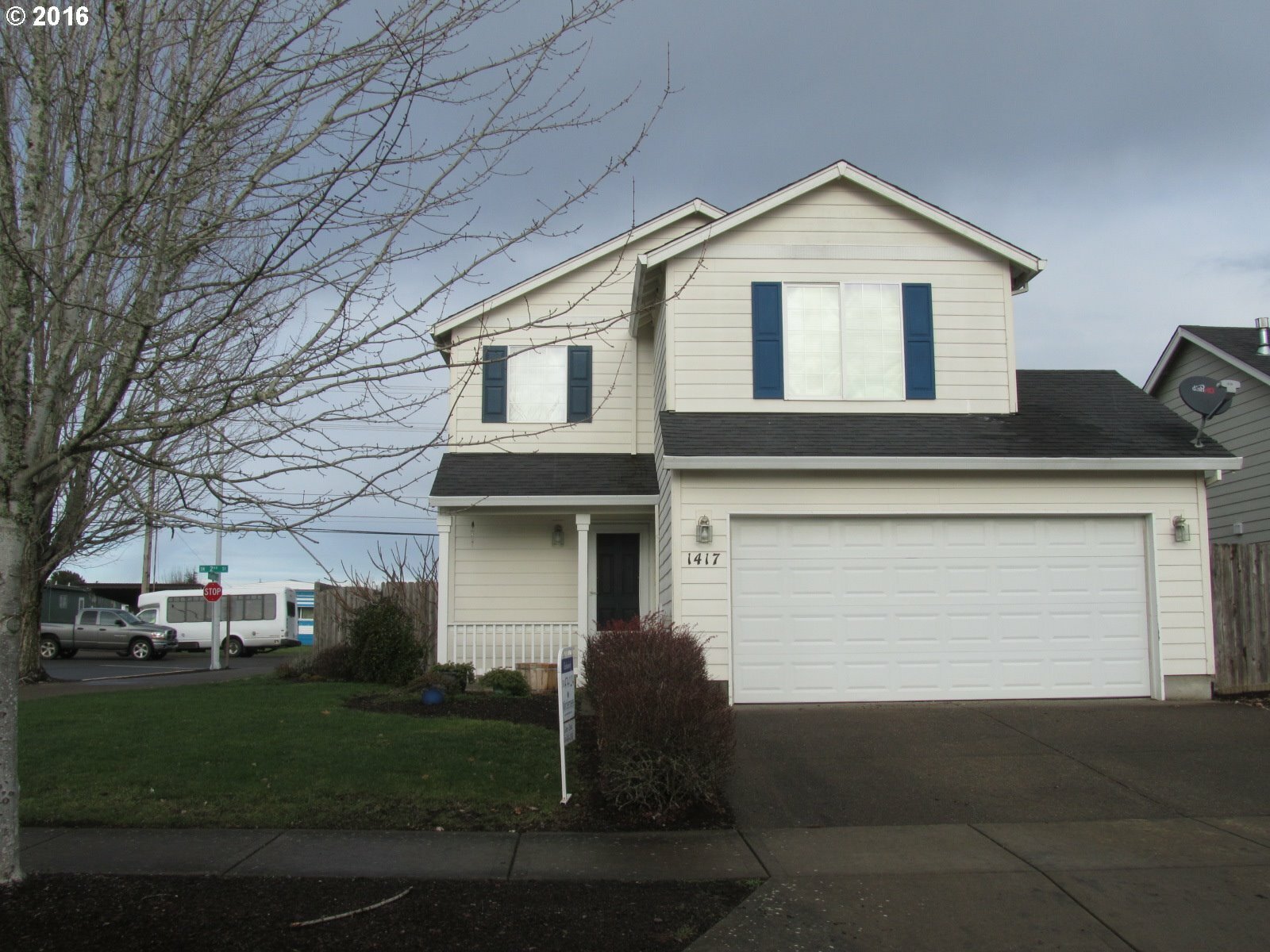 Property Photo:  1417 SW Lori Ct  OR 97128 