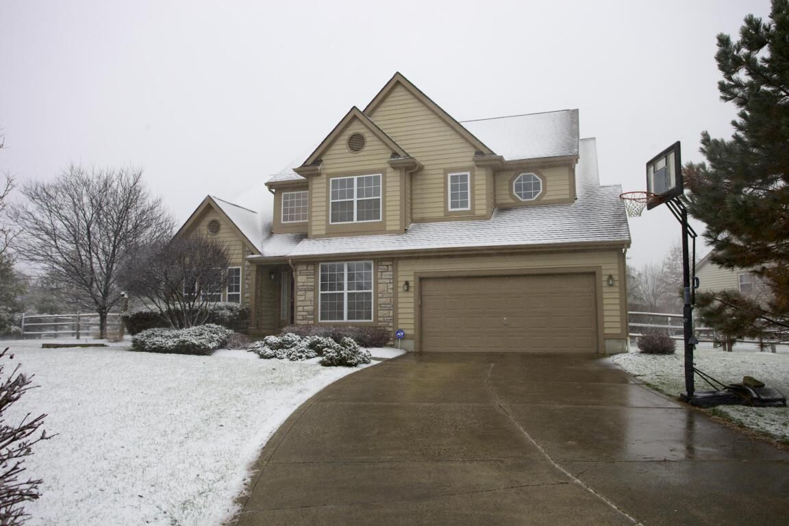 Property Photo:  1150 Aroya Court  OH 43054 