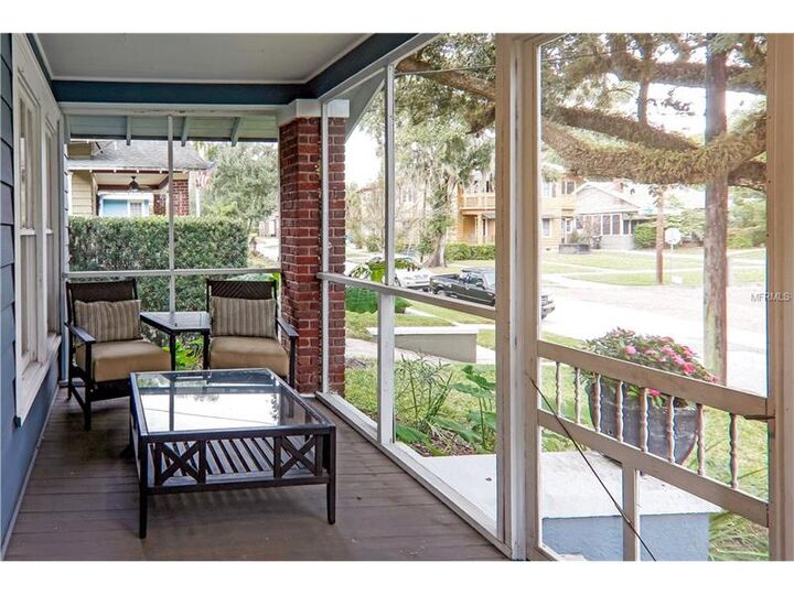 Property Photo:  120 N Shine Avenue  FL 32801 