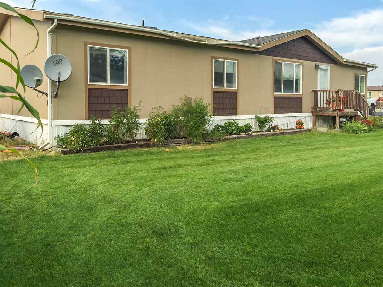 Property Photo:  3110 E Chattaroy 131 Rd  WA 99003 