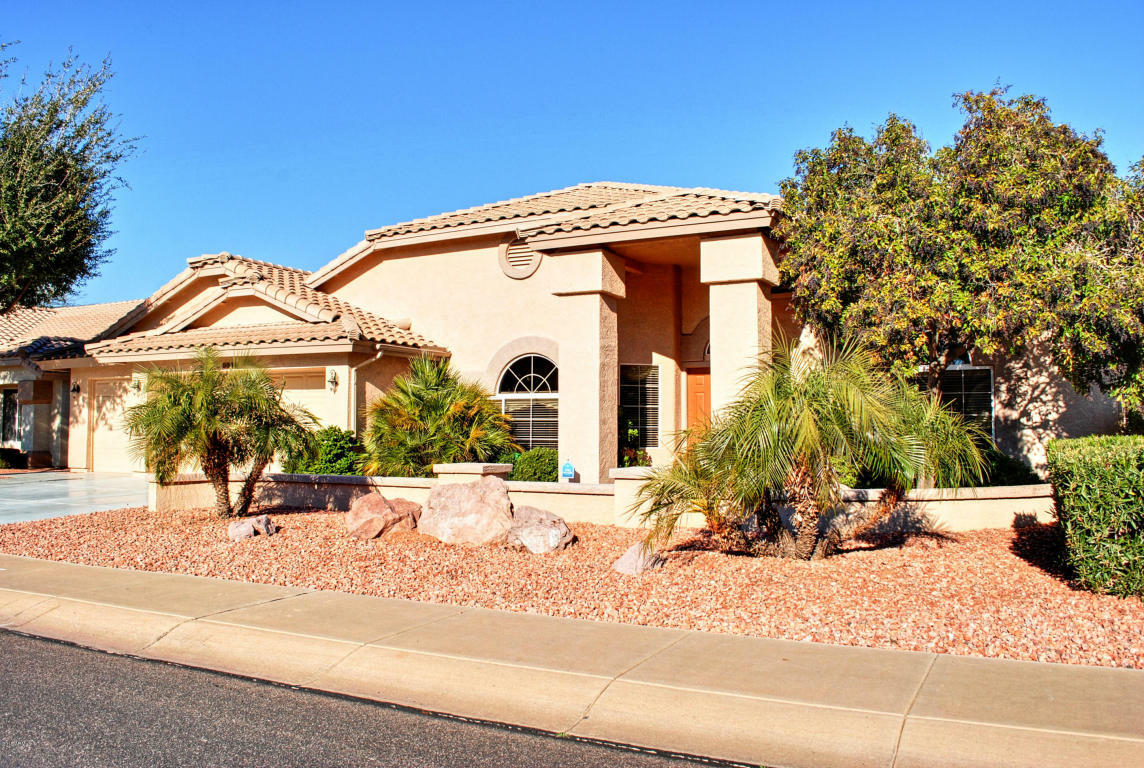 Property Photo:  9008 W Kerry Lane  AZ 85382 