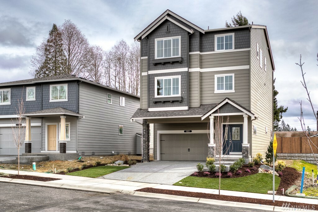 Property Photo:  1922 98th Ave SE 2  WA 98258 