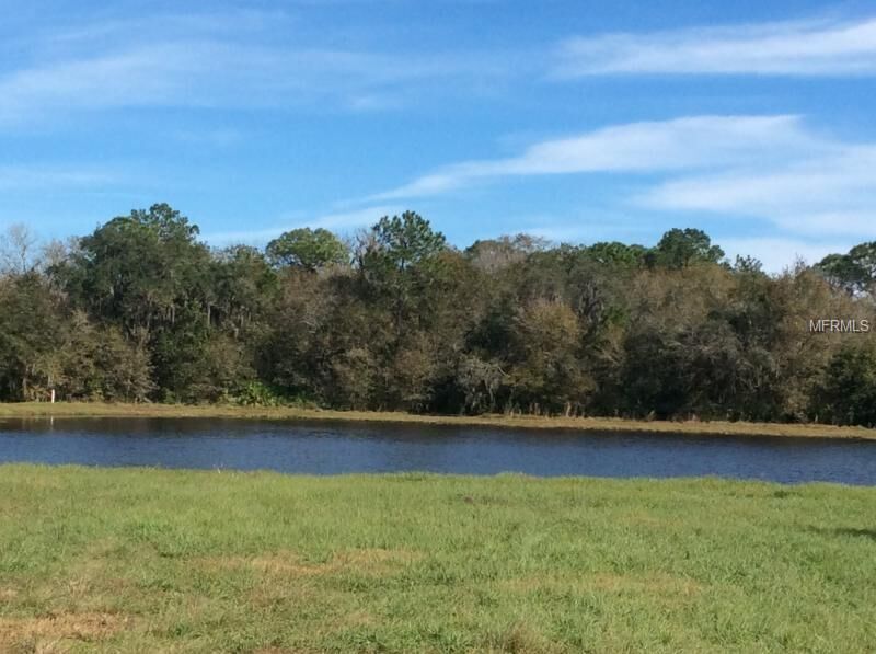 Property Photo: 2003 E 148th Court FL 34212