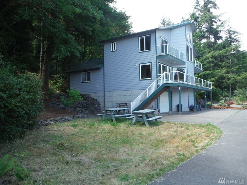 Property Photo:  312401 US Highway 101  WA 98320 