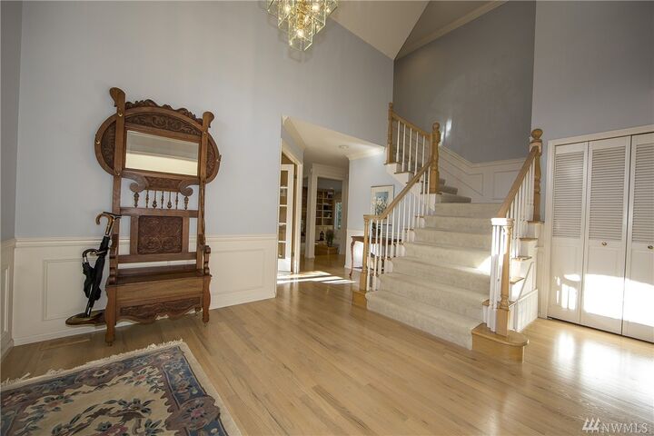 Property Photo:  21648 NE 67th St  WA 98053 