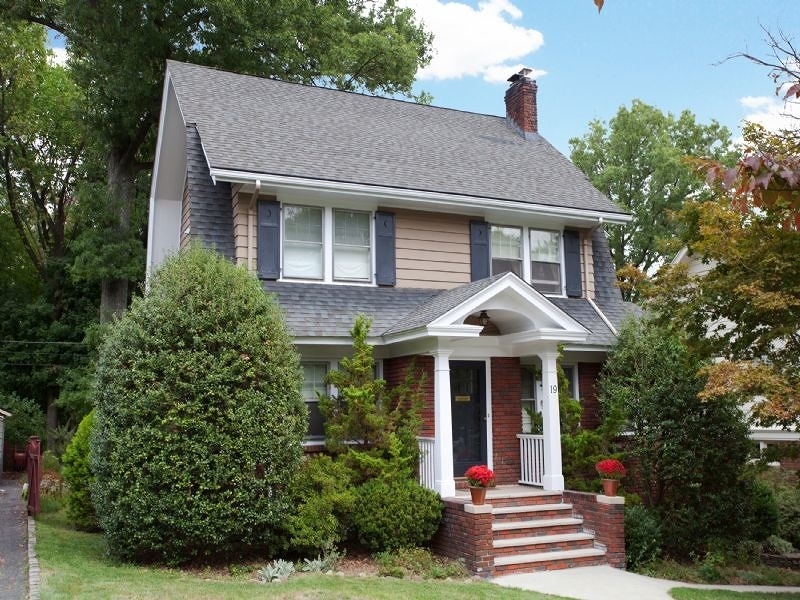Property Photo: 19 Windsor Pl NJ 07043