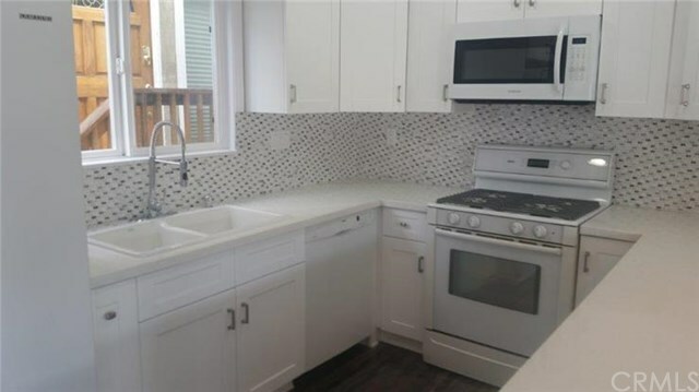 Property Photo: 217 14th Street B CA 90266