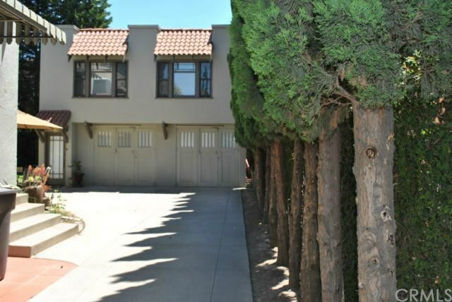 Property Photo:  292 Temple  CA 90803 