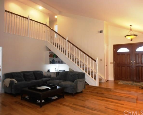 Property Photo:  21 Eagle Point 1  CA 92604 