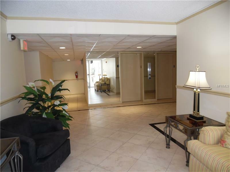 Property Photo:  220 Belleview Boulevard 111  FL 33756 