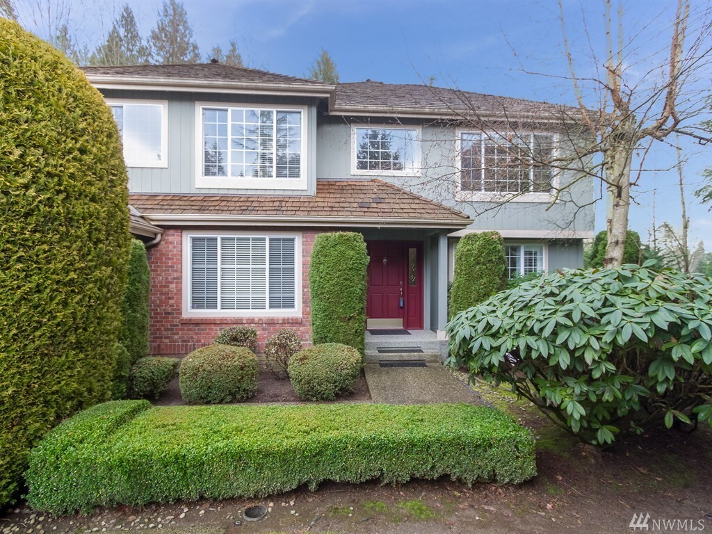Property Photo: 16040 SE 127th Place WA 98059