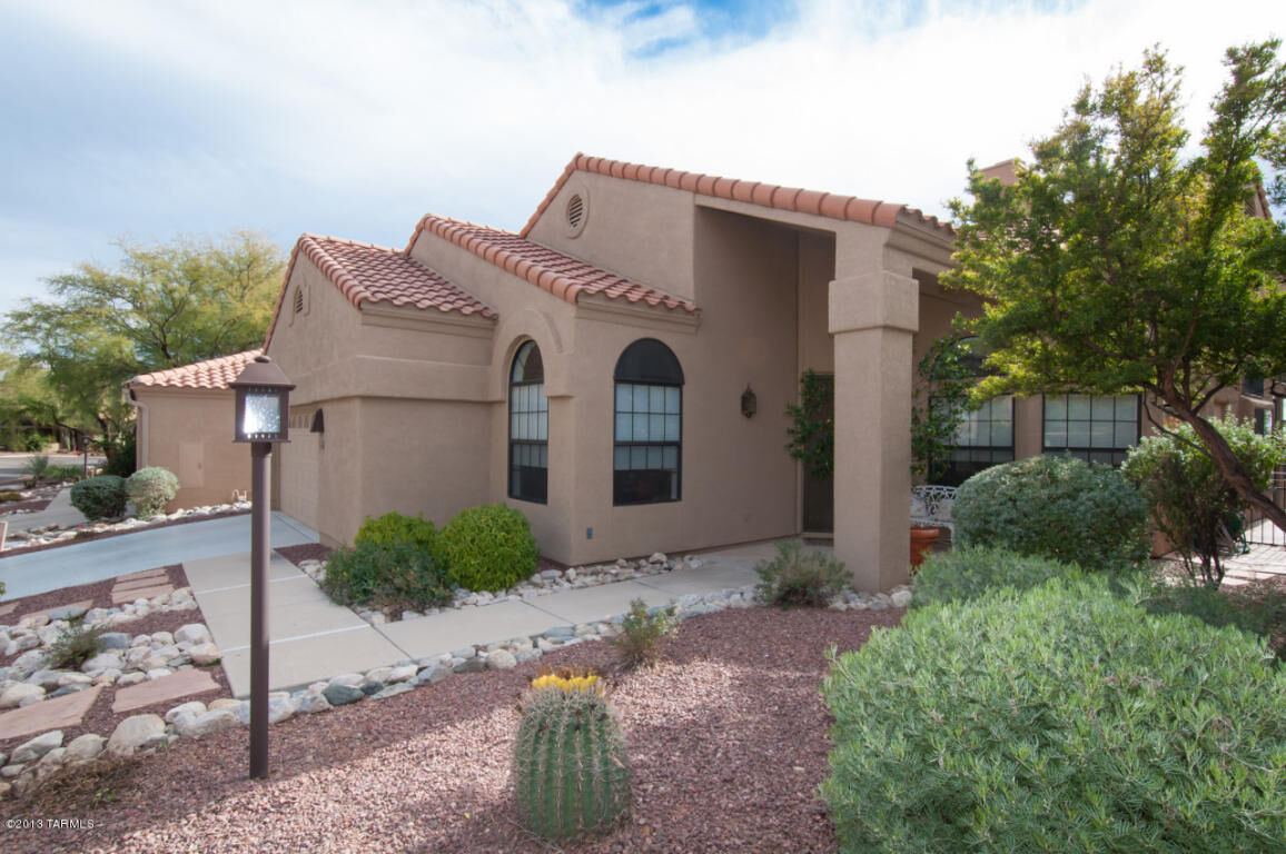 Property Photo: 5955 N Golden Eagle Drive AZ 85750