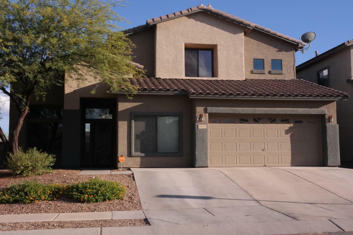 Property Photo:  10662 E Avalon Park Street  AZ 85747 