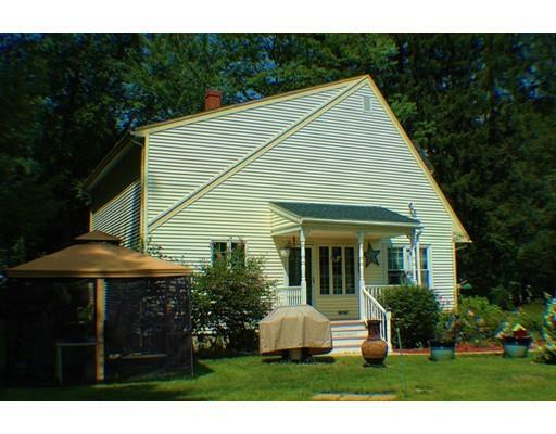 Property Photo:  969 Lancaster  MA 01453 