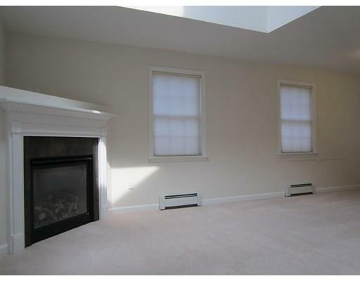 Property Photo:  7 Mink Circle  MA 01604 