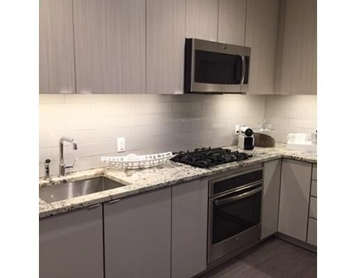 Property Photo: 80 Fenwood 710 MA 02115