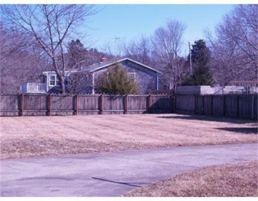 Property Photo:  14 Old Country Way  MA 02066 