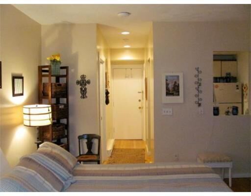 Property Photo:  389 Beacon Street 2  MA 02116 