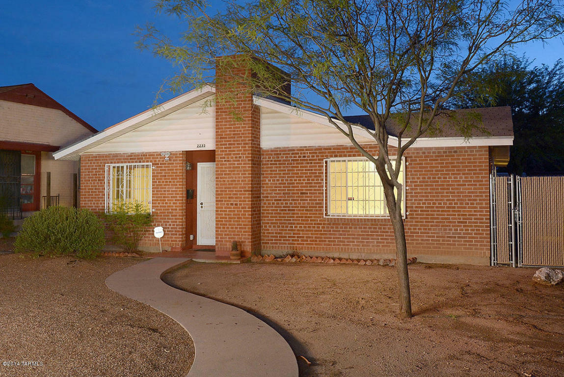 Property Photo: 2233 E 8th Street AZ 85719
