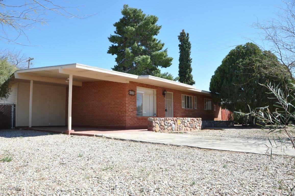 Property Photo:  6549 E Calle Cappela  AZ 85710 