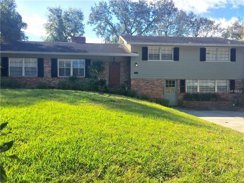 Property Photo:  1832 Whitehall Drive  FL 32789 
