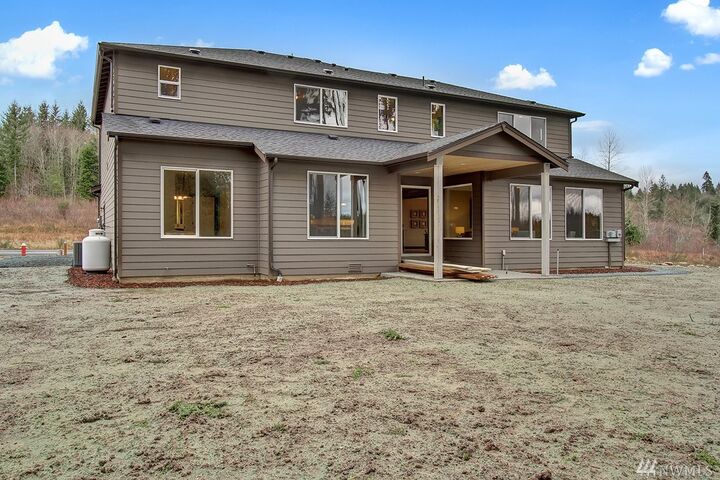 Property Photo: 20830 107th St SE WA 98290
