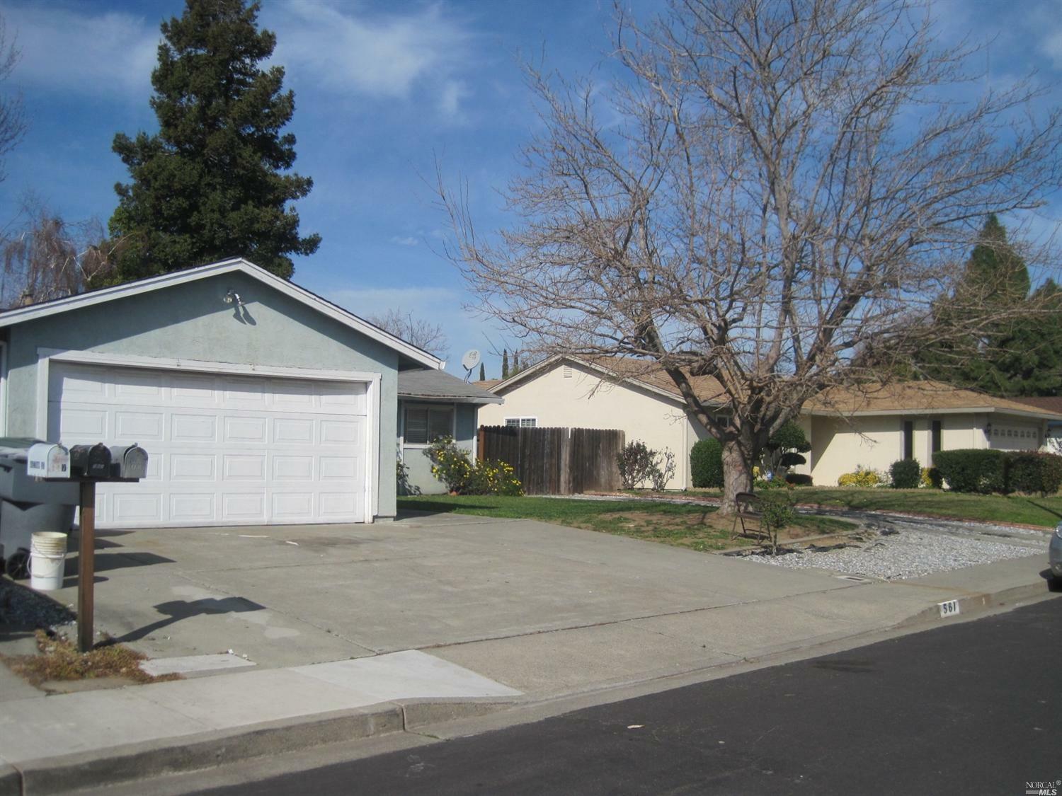 561 Redwood Drive  Vacaville CA 95687 photo