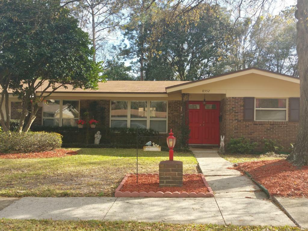 Property Photo: 8552 Burkhall Street FL