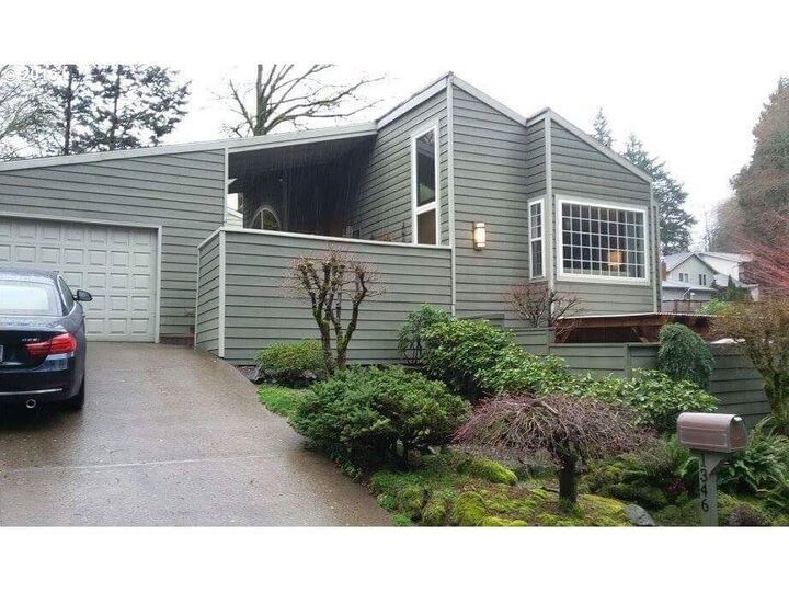 1346 SW Falcon St  Portland OR 97219 photo