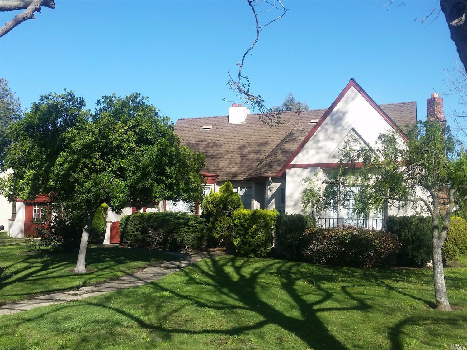 Property Photo: 1030 Tuolumne Street CA 94590