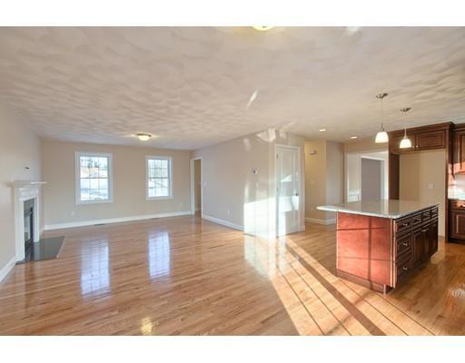 Property Photo: 2 Glen Rd MA 01887