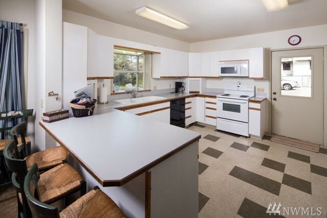 Property Photo: 301 E Sayles St WA 98816