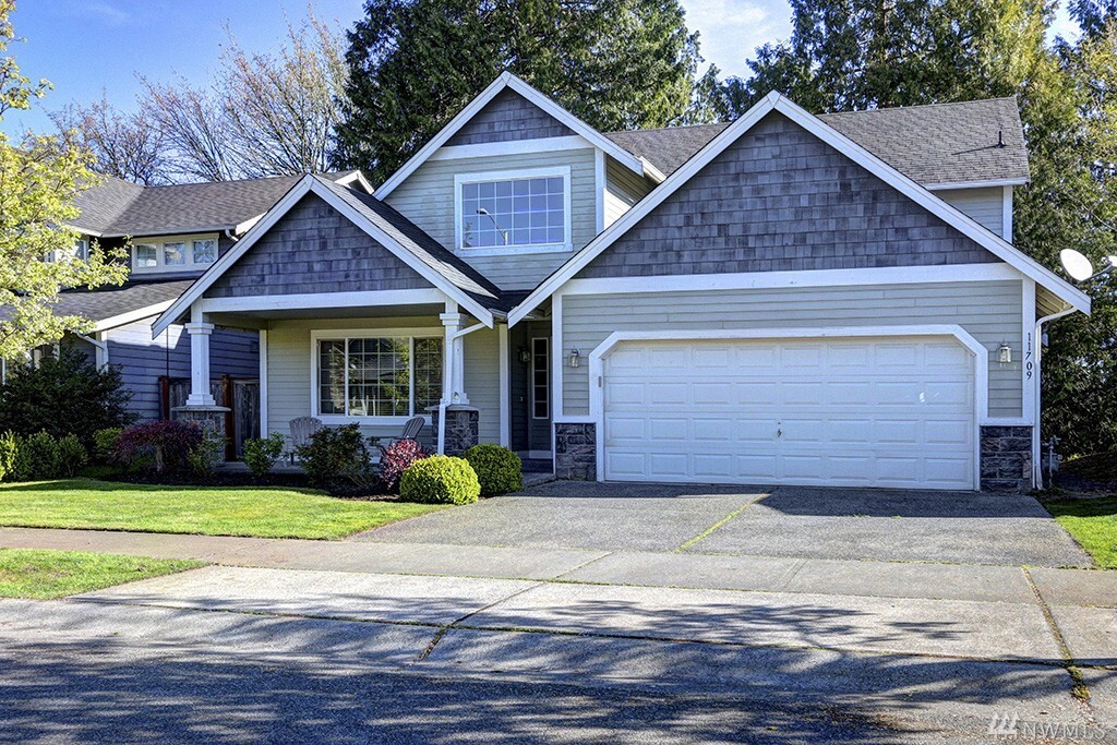 Property Photo:  11709 59th Ave SE  WA 98296 