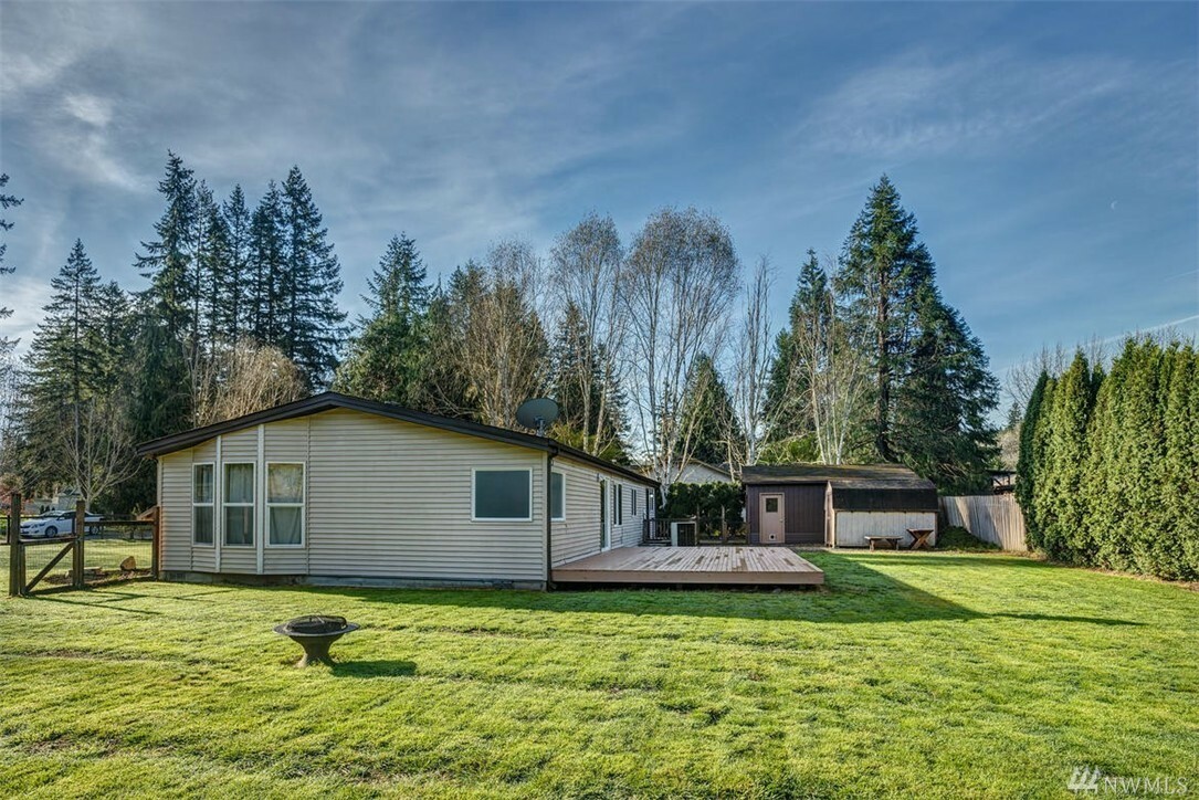 Property Photo:  4329 327th Place SE  WA 98024 