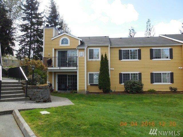 Property Photo: 2613 S 272nd St 18 WA 98032