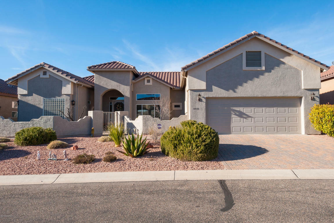 Property Photo: 5910 E La Privada AZ 86325