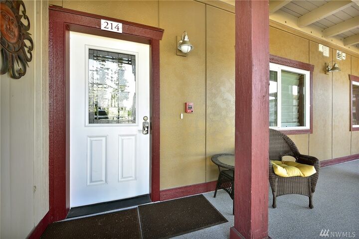 Property Photo: 7714 Birch Bay Dr 214 WA 98230
