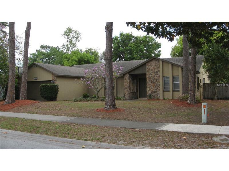 Property Photo:  1651 Gladiolas Drive  FL 32792 