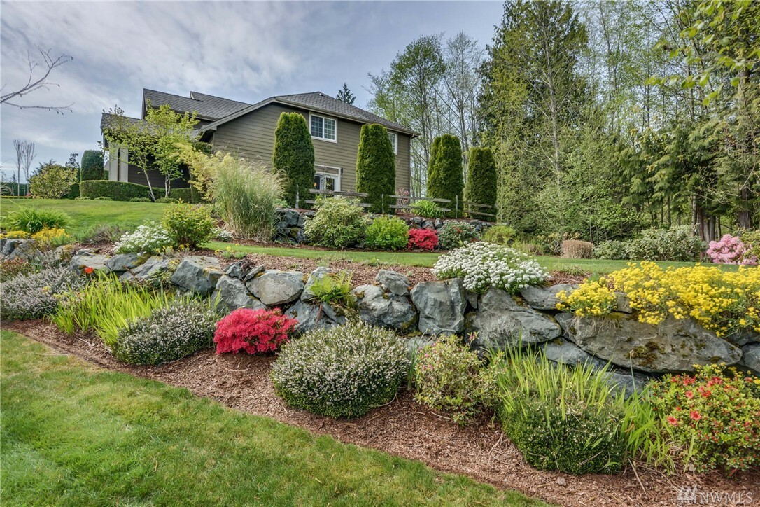 Property Photo:  4711 Parkview Lane  WA 98274 