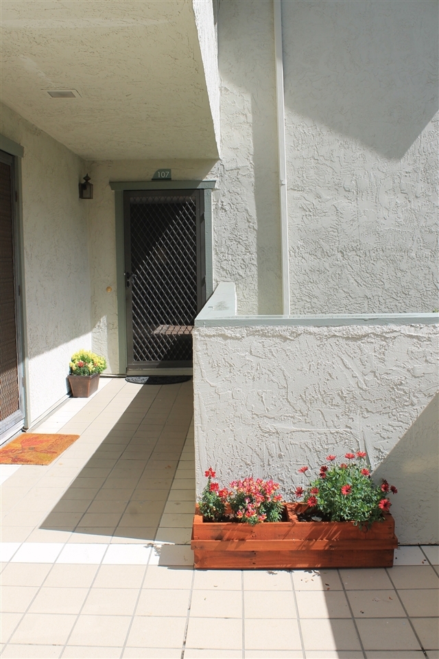 Property Photo:  6949 Park Mesa 107  CA 92111 