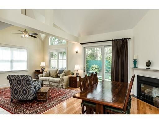 Property Photo:  15 Courtyard Place 15  MA 02420 