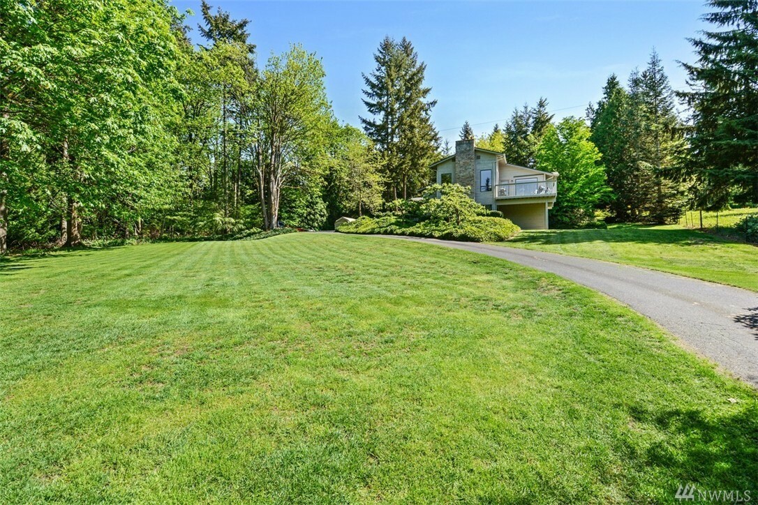 Property Photo: 23221 39th Ave SE WA 98021