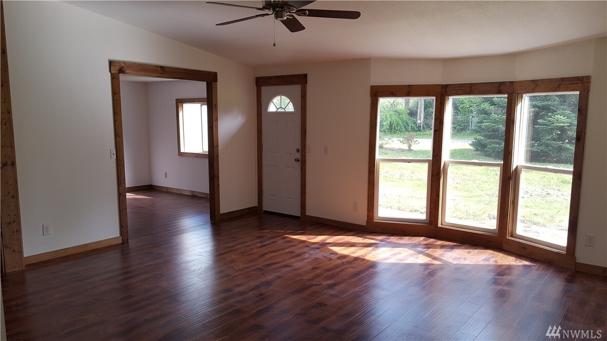 Property Photo: 10111 395th Street E WA 98328