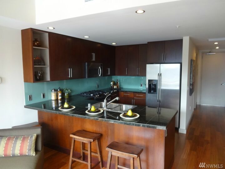 Property Photo:  900 Lenora St W802  WA 98121 