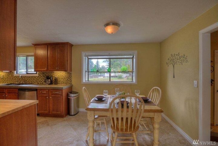 Property Photo:  17419 129th Ave SE  WA 98058 