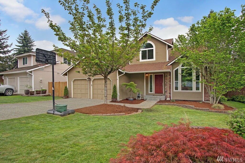 Property Photo:  22217 NE 11th Place  WA 98074 