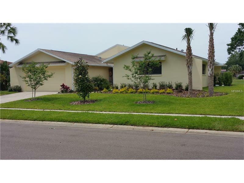 Property Photo:  170 Water Oak Way  FL 34677 