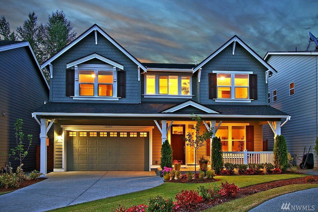 Property Photo: 915 231st 22 St SE WA 98021